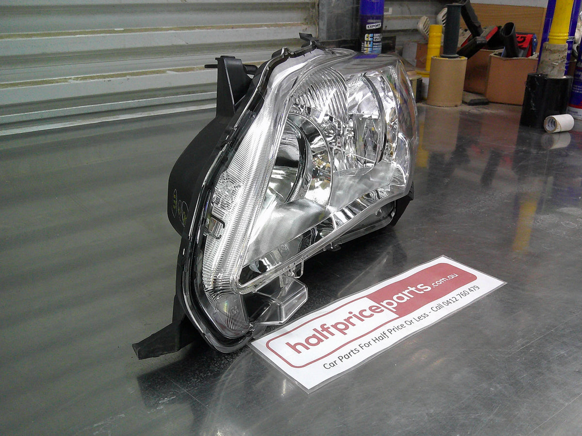 Toyota Corolla ZRE152 Sedan Genuine Left Hand Front Head Light Assembly New Part
