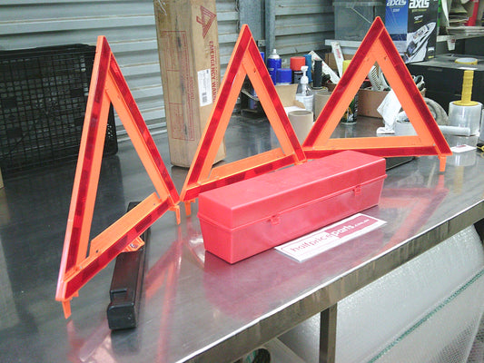 Holden Caprice/Grange WK/WL Genuine Safety Triangle Kit New Part