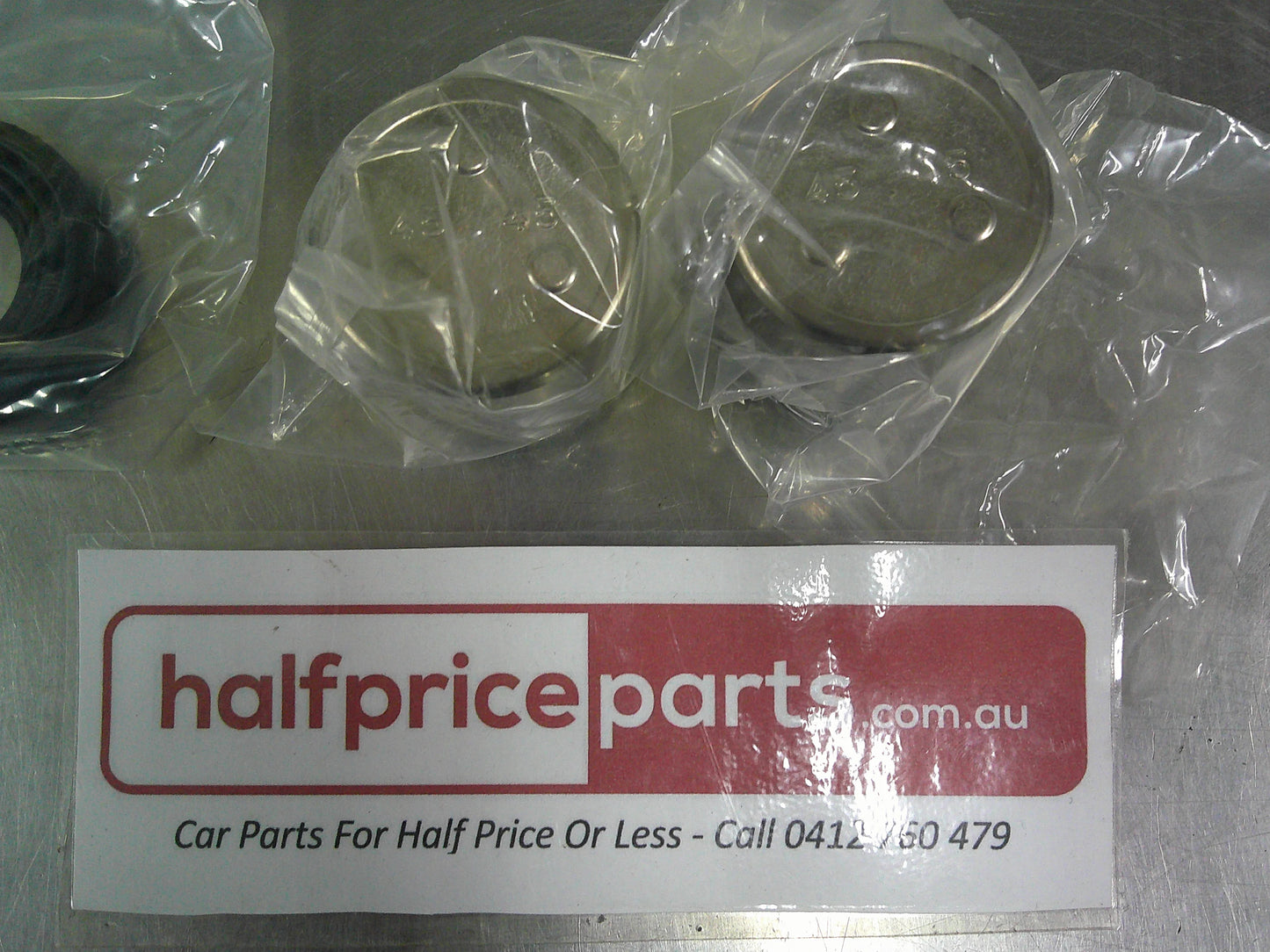 Holden RG Colorado/RG Trailblazer Genuine Front Caliper Piston Rebuild Kit New Part