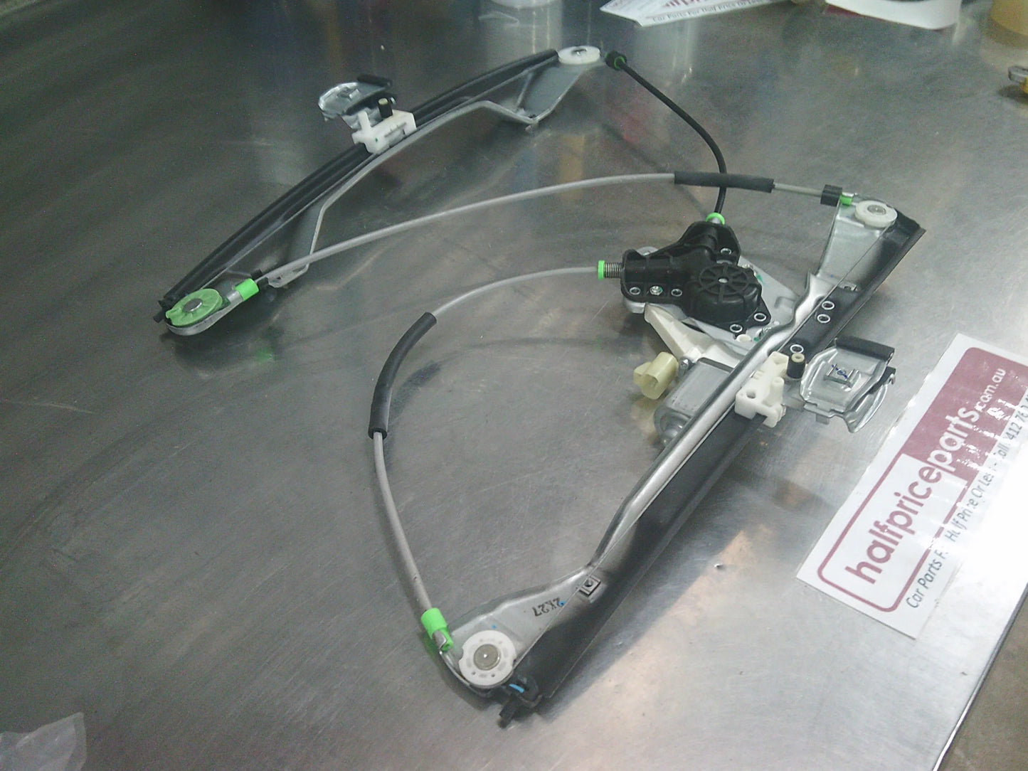 Holden VE Commodore Berlina/VE Ute Genuine Right Hand Front Electric Window Regulator With Motor New Part