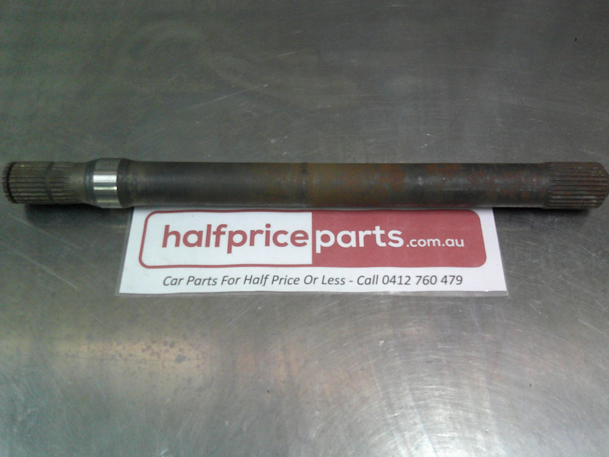 Toyota Landcruiser HZJ75/FZJ75 4.2Ltr Genuine Right Hand Front Axle Shaft New Part
