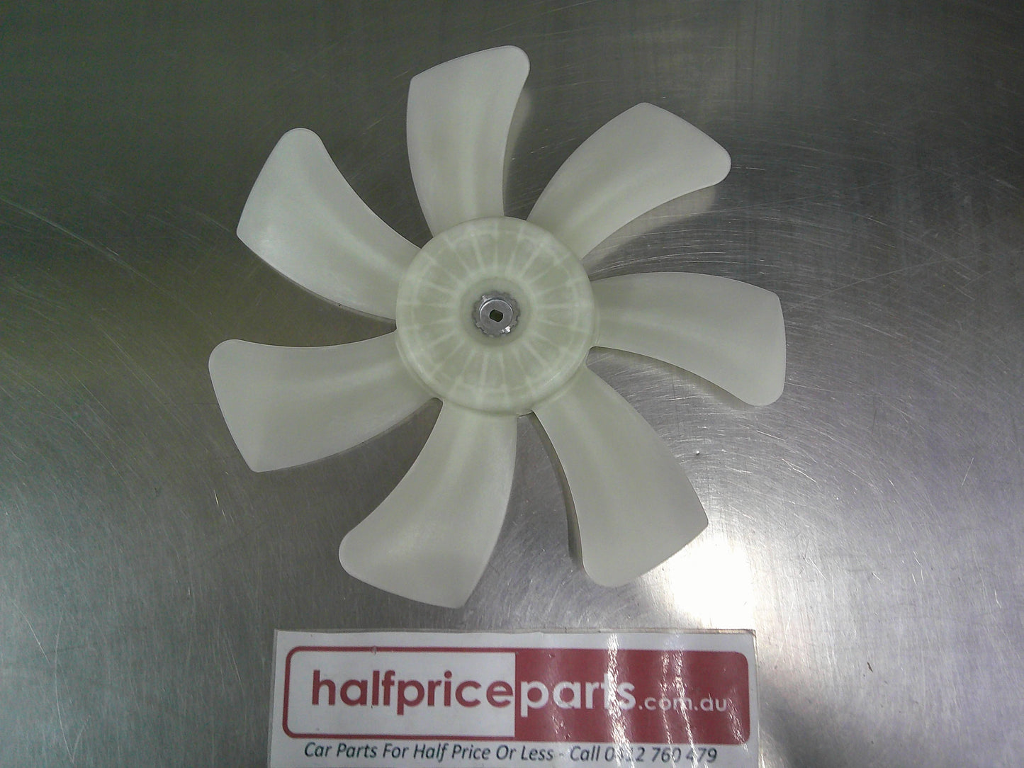 Holden VF Commodore 3.6Ltr Genuine 7 Inch Replacemant Fan New Part