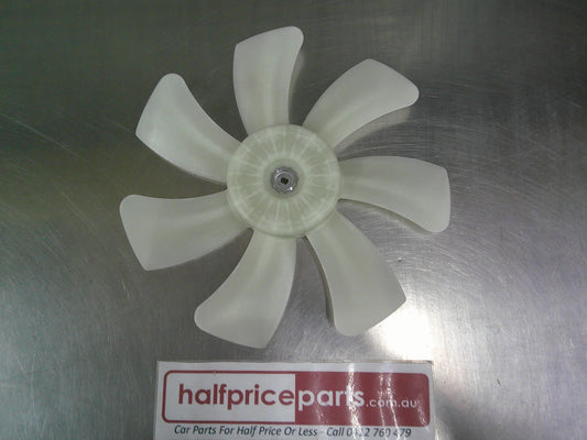Holden VF Commodore 3.6Ltr Genuine 7 Inch Replacemant Fan New Part
