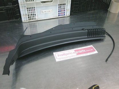 Holden CG Captiva Genuine Left Hand Front Windscreen Front Cowling - New Part
