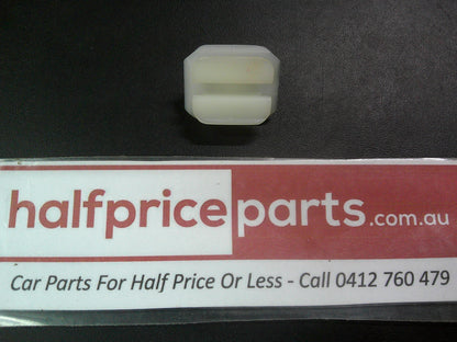 Holden VT/VX/VY/VZ Commodore Side Skirt Top Clip New Part