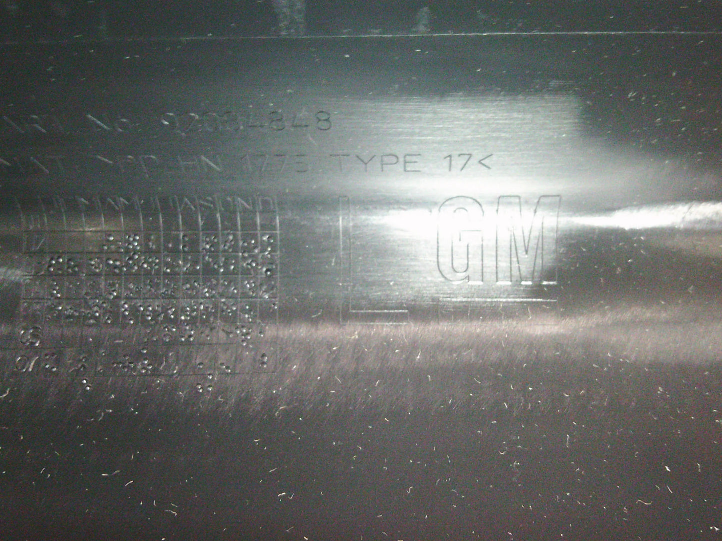 Holden VY/VZ SS Commodore Sedan Genuine Left Hand Side Skirt (Unpainted) New Part