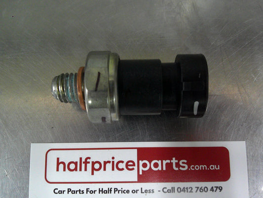 Holden AH Astra/CG5/CG7 Captiva/CD Malibu/ZC Vectra Genuine Engine Oil Pressure Switch New Part