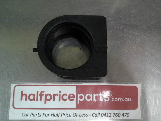 Isuzu Truck Genuine Power Steering Rubber Bush New Part