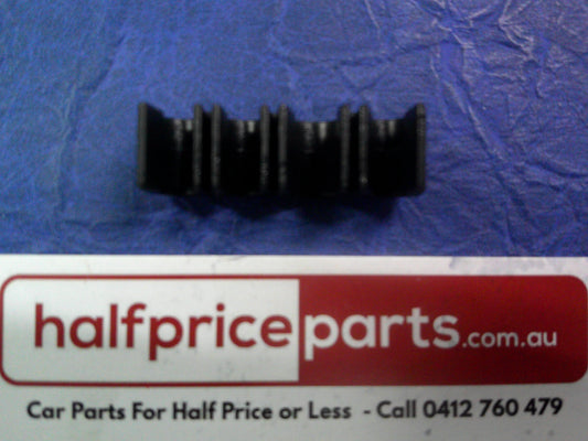 Holden WK/WL Caprice Genuine Brake Pipe Clip New Part