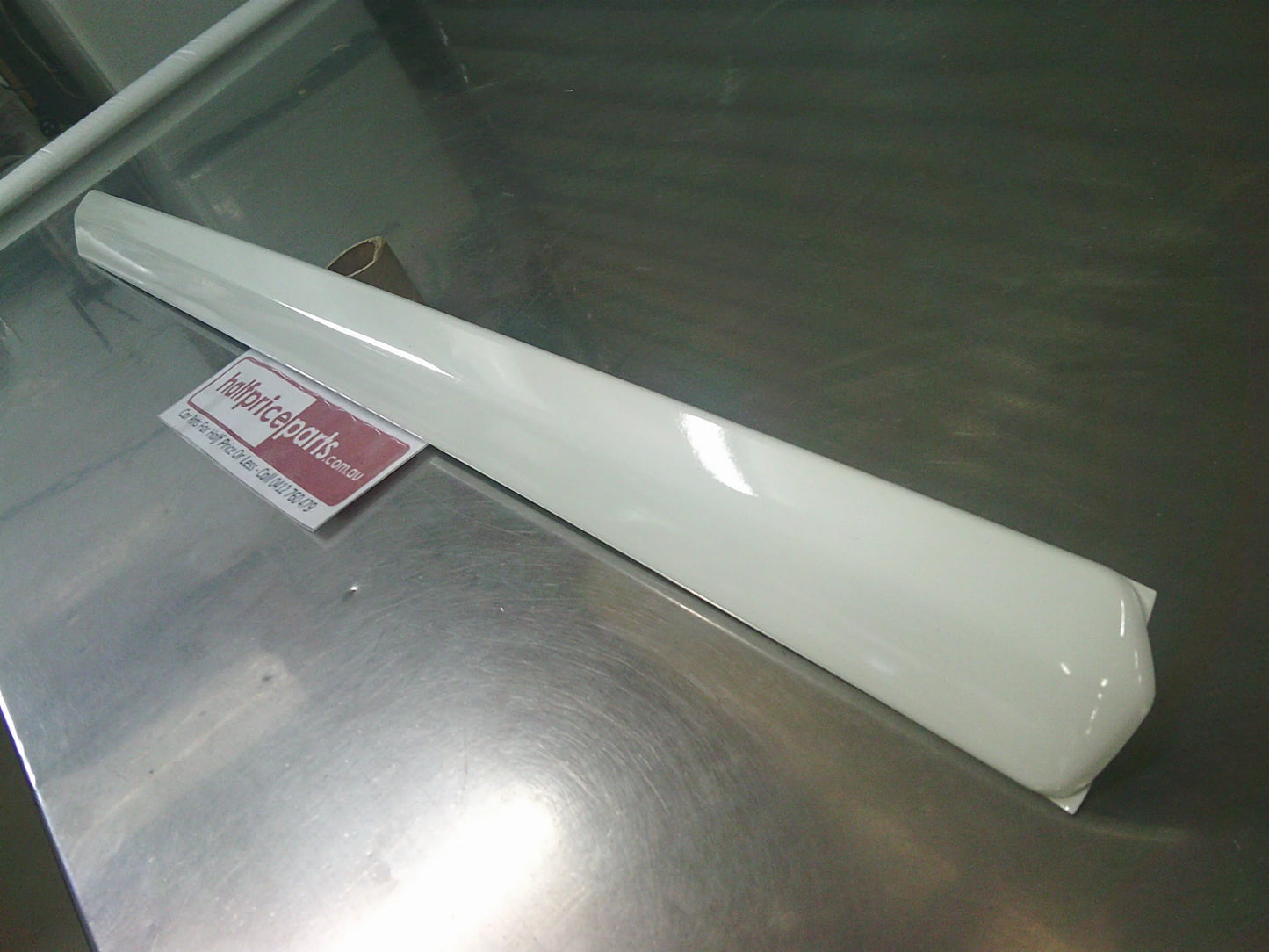 Holden RC Rodeo/Isuzu D-Max Genuine Front Right Hand Outer Door Moulding (Factory White) New Part