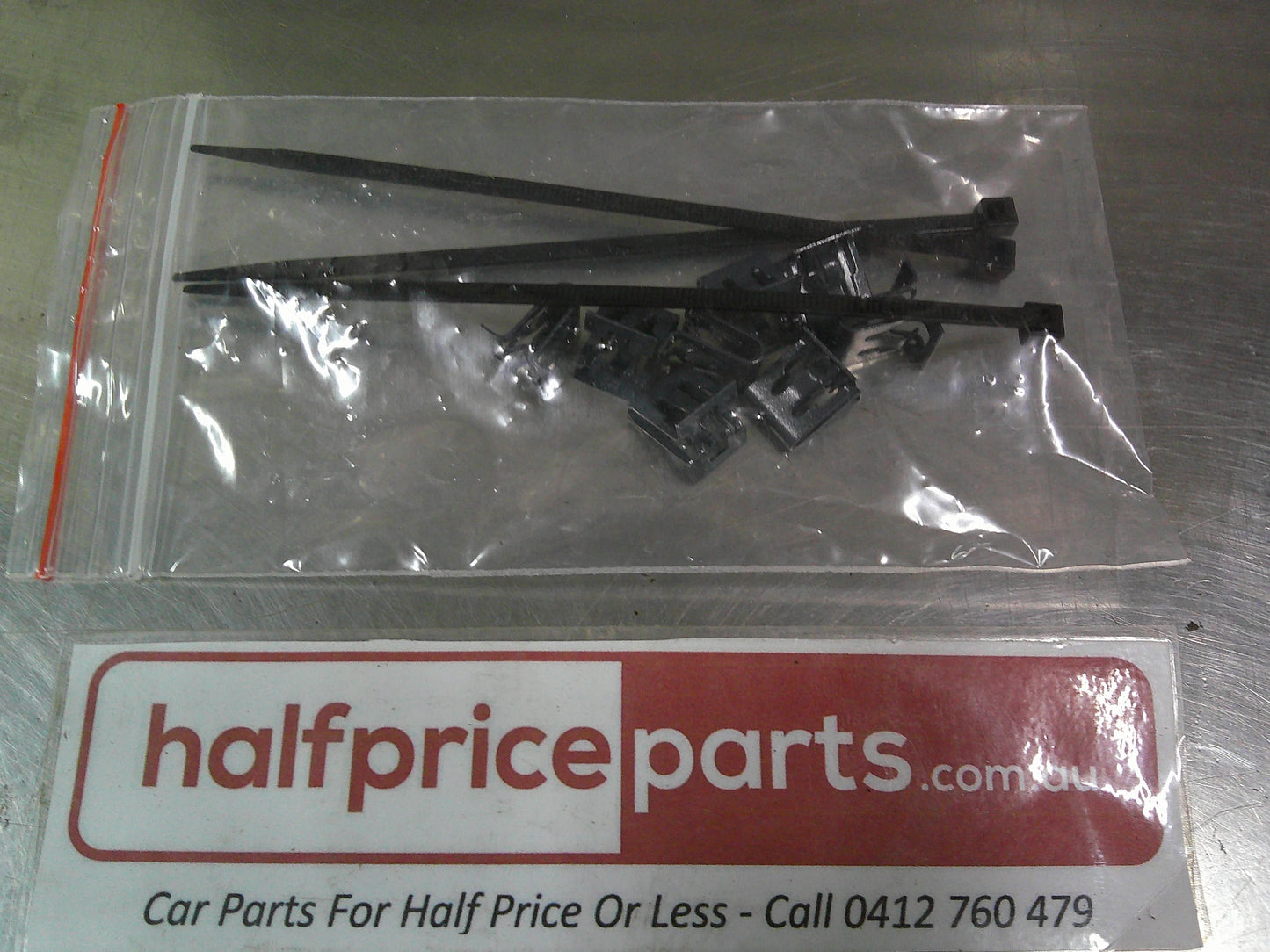 Holden JG Cruze Genuine Front Grille Insect Mesh Screen New Part