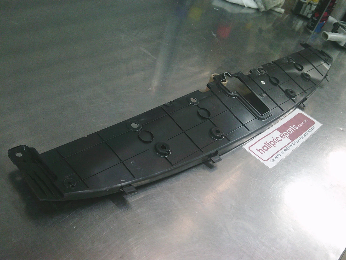MG ZS Genuine Top Front Radiator Cowling New Part.