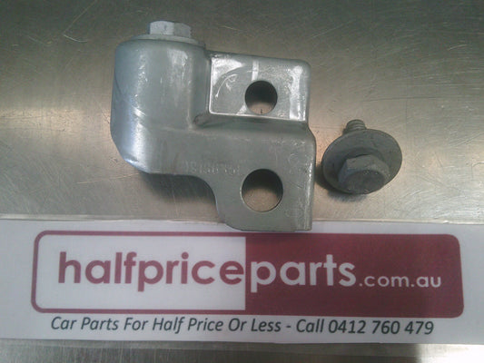 Holden Tigra Genuine Wing Hanger Mounting Bracket New Part