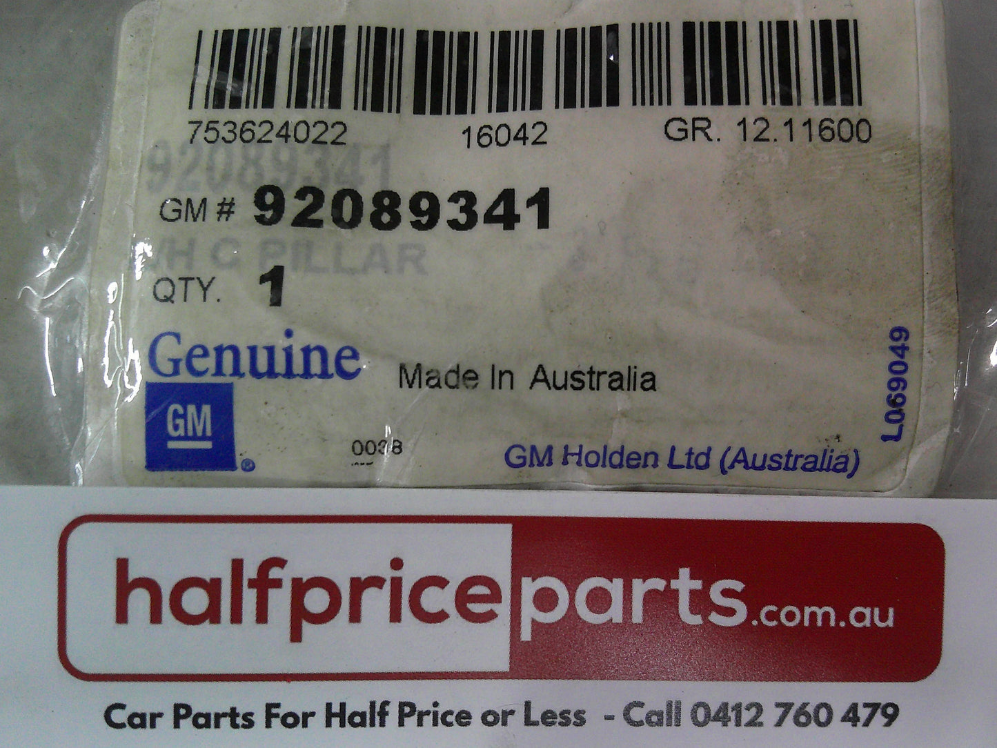 Holden VY/VZ Commodore Sedan Genuine Left Hand C-Pillar Moulding New Part