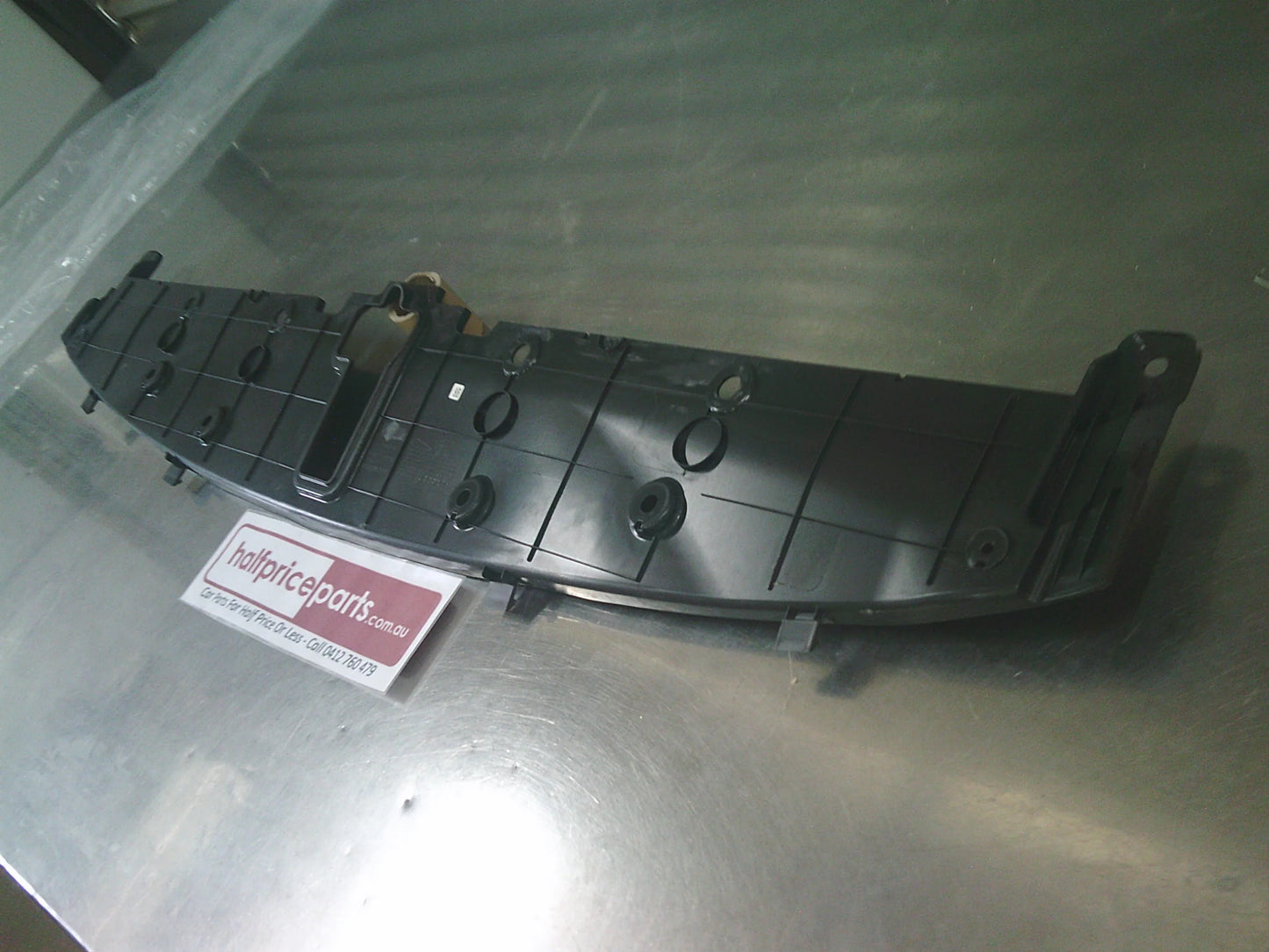 MG ZS Genuine Top Front Radiator Cowling New Part.