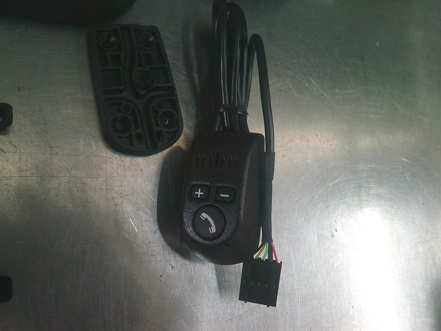 Holden RC Colorado /CG Captiva Bluetooth Phone Kit New Part