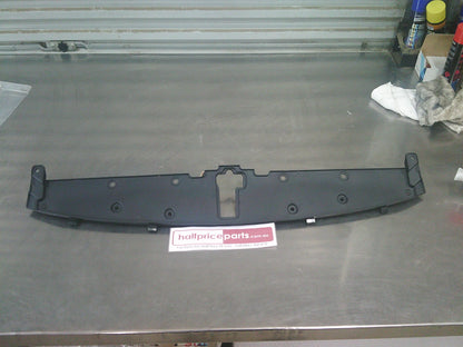 MG ZS Genuine Top Front Radiator Cowling New Part.