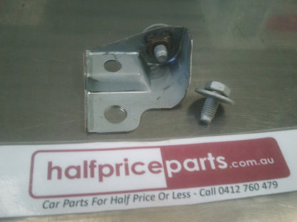 Holden Tigra Genuine Wing Hanger Mounting Bracket New Part
