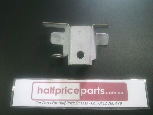 Holden VF SS Commodore Genuine Right Guard Mounting Bracket New Part