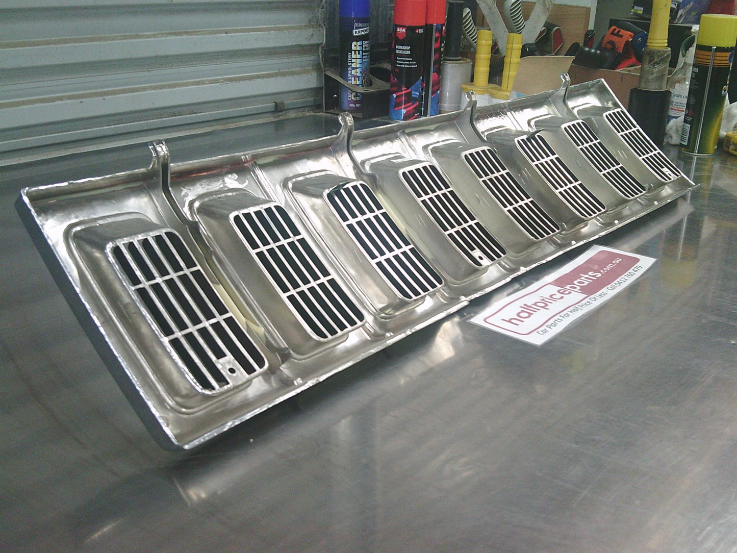 SSS AUTO Front 8 Slot Chrome Grille Assembly Suits Jeep ZG Grand Cherokee New Part