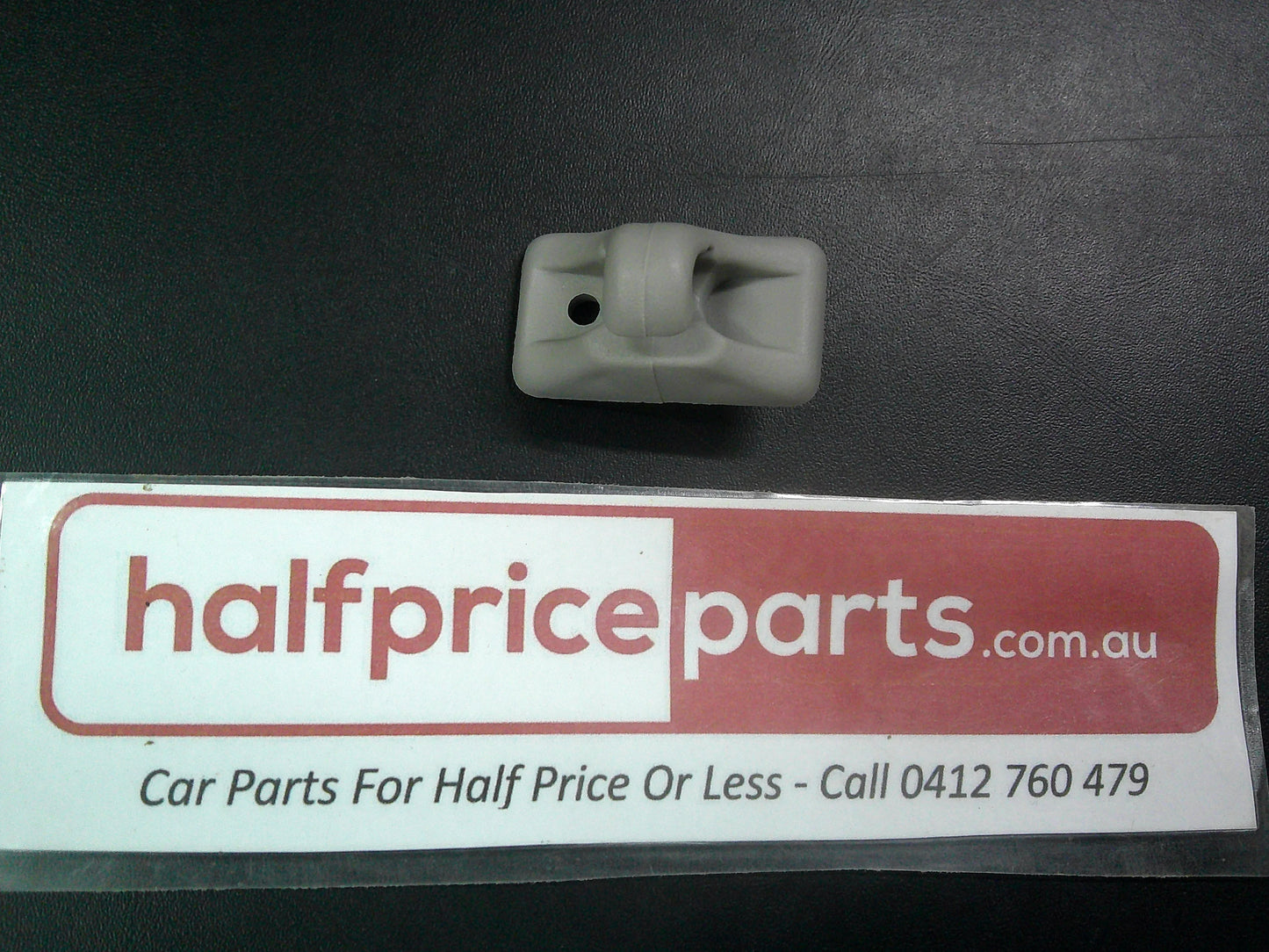 Holden Nubira Genuine Left Hand Front Sunvisor Clip New Part