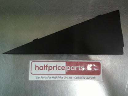 Holden CG Captiva Sport Genuine Left Hand Rear Door Rearward Reveal Moulding New Part