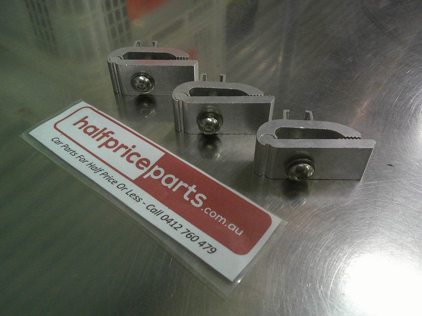 Universal Low Profile Ute Canopy Clamp New Part