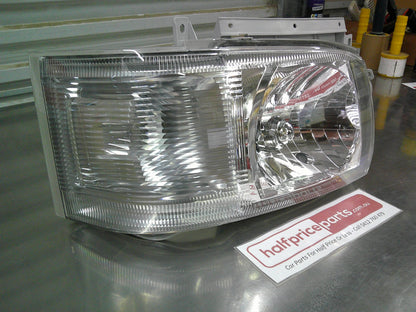Toyota Hiace KDH200 Genuine Right Hand Front Head Light Assembly New Part