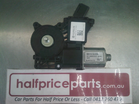 Holden Trax Genuine Right Hand Front Power Window Motor Assembly New Part
