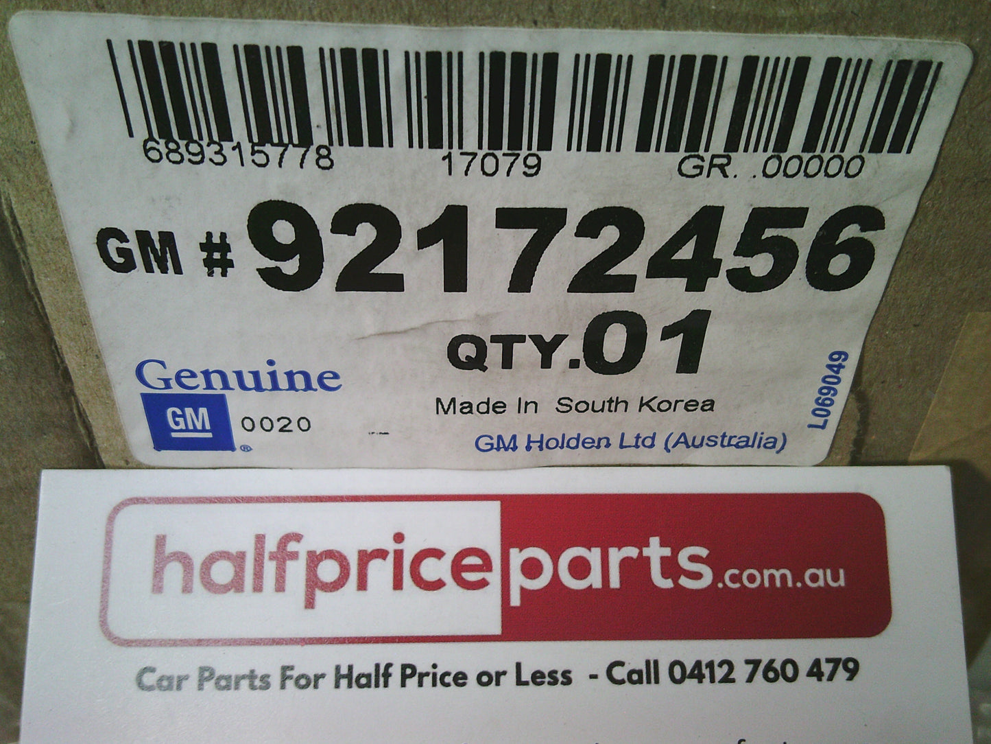 Holden VE Omega Commodore Genuine Grille And Badge Assembly New Part
