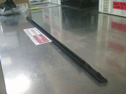 Holden Cruze Genuine Right Hand Rear Door Side Outer Window Moulding New Part