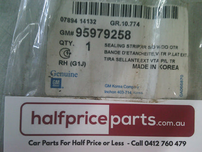 Holden Cruze Genuine Right Hand Rear Door Side Outer Window Moulding New Part