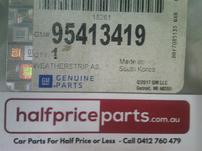 Holden CG Captiva Genuine Rear Lower Tail Gate Weather Seal New Part