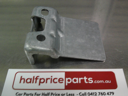 Holden VE Commodore/WM Statesman Genuine Upper Front Fender Bracket New Part.