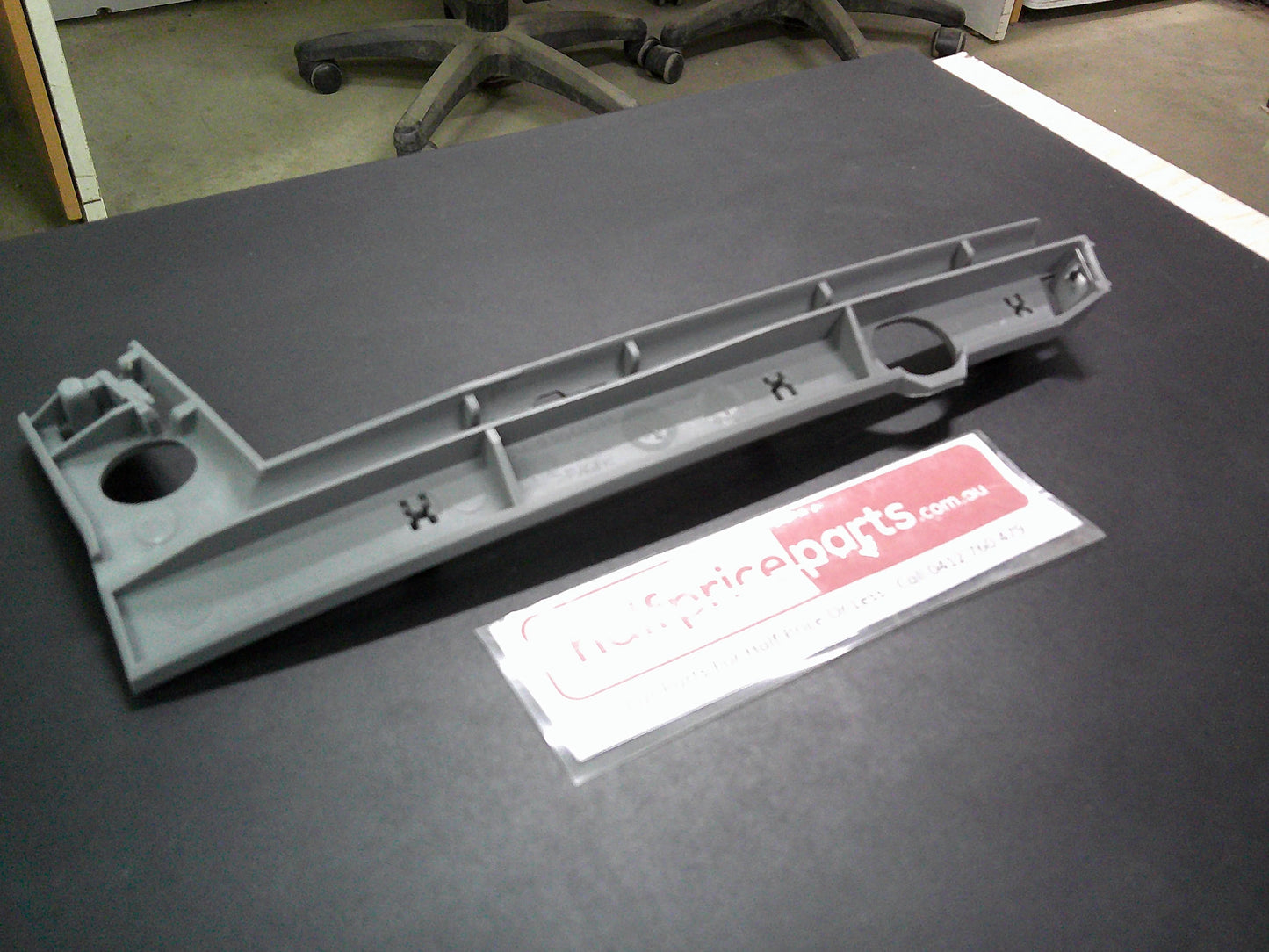 Holden VT/VX/VY/VZ Commodore Genuine Left Hand Front Bumper Guide New Part