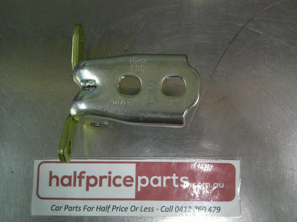 Holden Equinox/Acadia/Malibu/Volt Genuine Left Upper Or Lower Door Hinge New Part