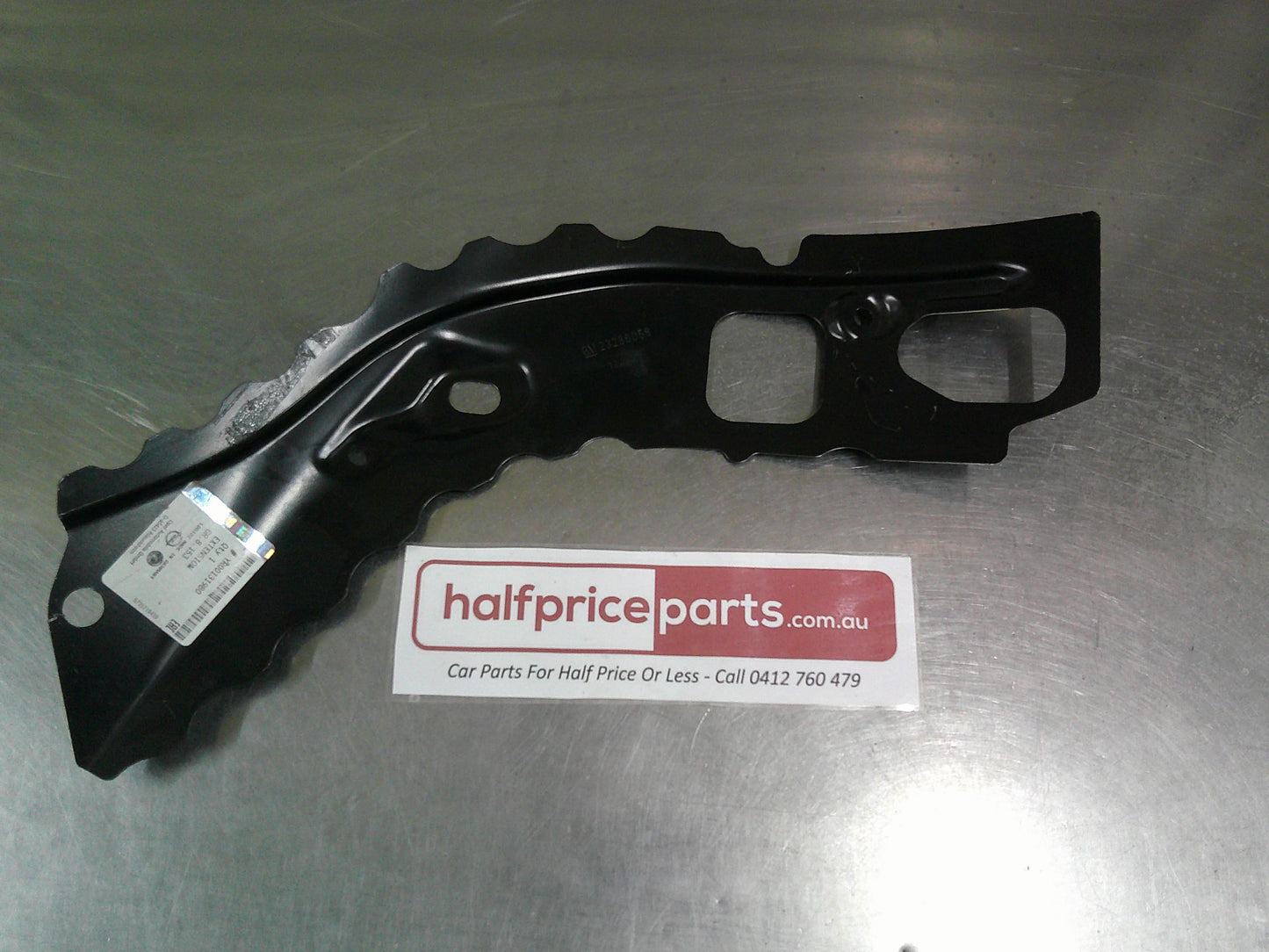 Holden ZB Commodore Genuine Right Hand Front Wheel Housing Extension Panel New Part