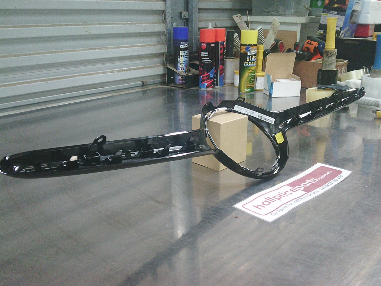 Mercedes-Benz AMG A180 W117 Genuine Front Radiator Grille Assembly (Exclusive Black) New Part