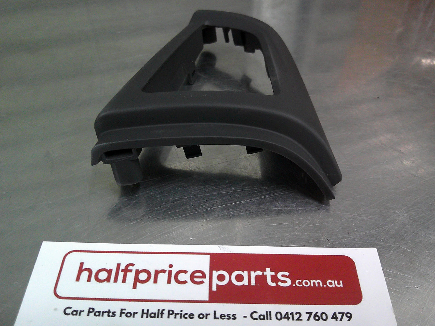 Holden VF Commodore Genuine Left Hand Steering Wheel Controller Cover Trim New Part