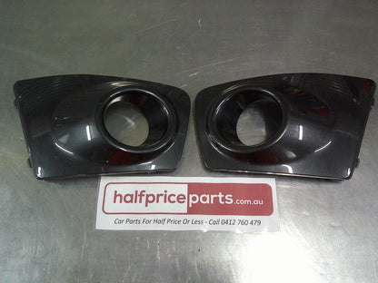 Mitsubishi ML/MN Triton Genuine Fog Light Cover Pair (Gray) Used Part