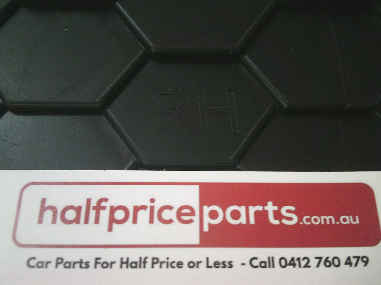 Holden VE SSV/SV6 Commodore Genuine Right Hand Front Fog Light Bezel Grille New Part