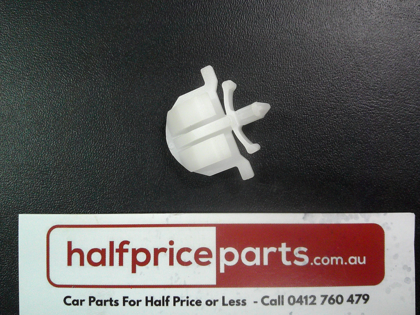 Holden Astra-H Genuine Grille Clip New Part