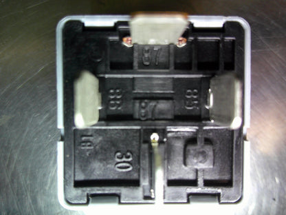 Holden RG Colorado/RG Trailblazer Genuine Engine Fan Relay New Part