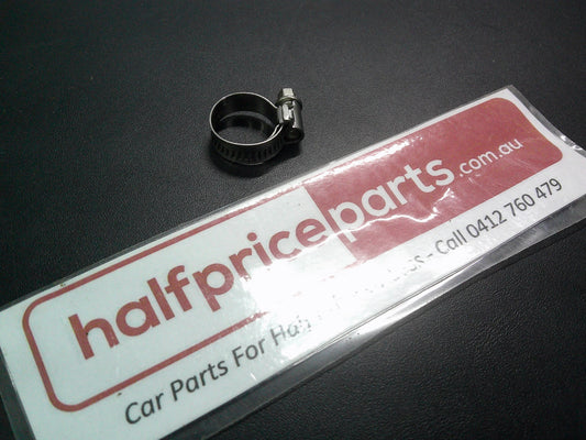 Holden VT/VX/VY Commodore Genuine Lower Reservoir Return Tube Clamp New Part