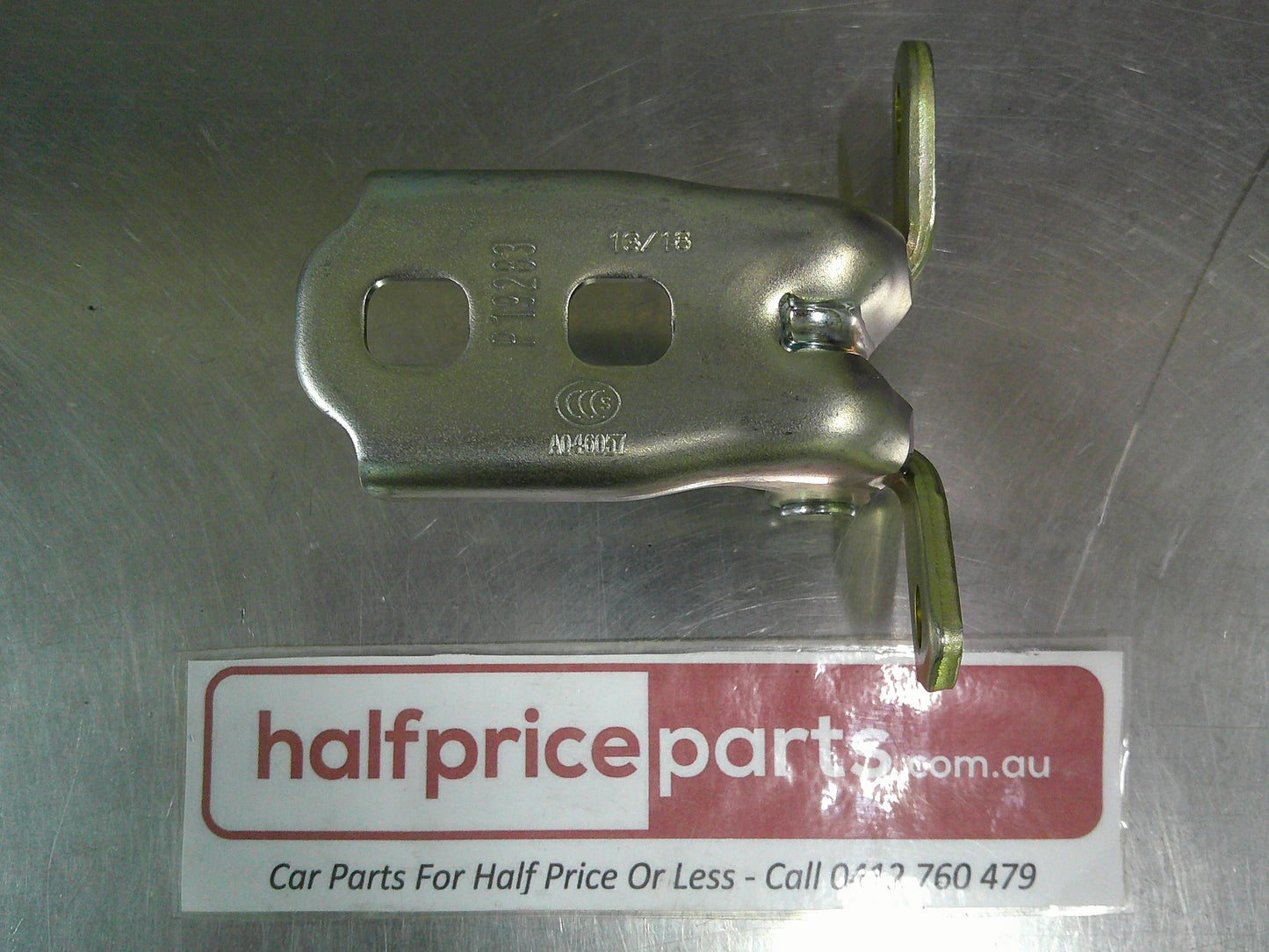 Holden Equinox/Acadia/Malibu/Volt Genuine Front Right Upper Or Lower Door Hinge New Part