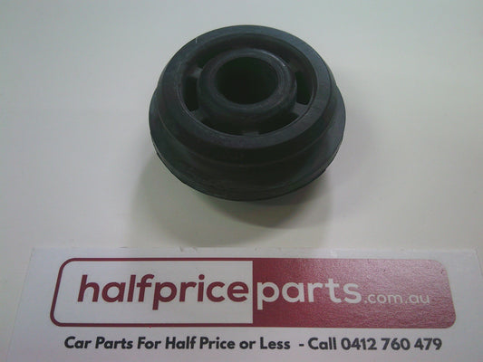 Holden CG Captiva Genuine Upper Radiator Insulator New Part
