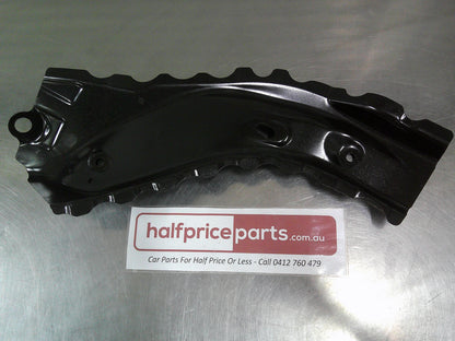 Holden ZB Commodore Genuine Front Wheel Panel Extension Panel New Part