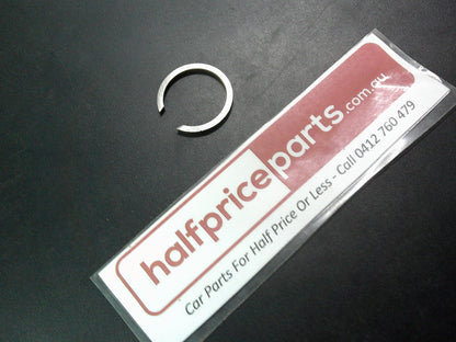 Holden VZ/VE/VF/Commodore/Calais/WM/WN Statesman/Caprice Genuine Front Bearing Retainer Snap Ring New Part