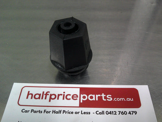 Holden VE Commodore Sedan Genuine Boot Lid Rubber Bump Stop New Part