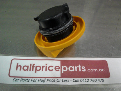 Holden CG Captiva 2.0Ltr Diesel Genuine Oil Filler Cap New Part